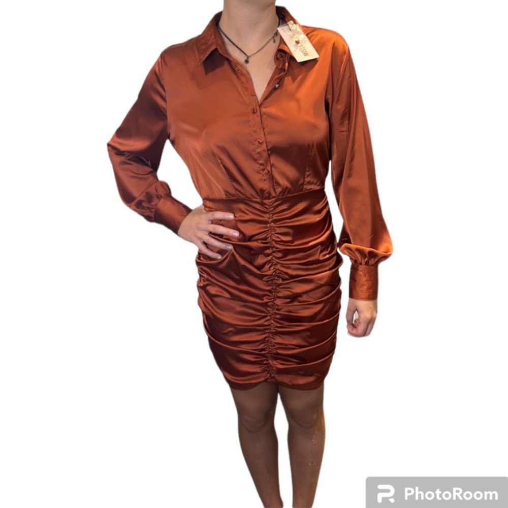 Misguided Stretched Satin Ruched Long Sleeve Dress Size 8 Burnt Orange NEW